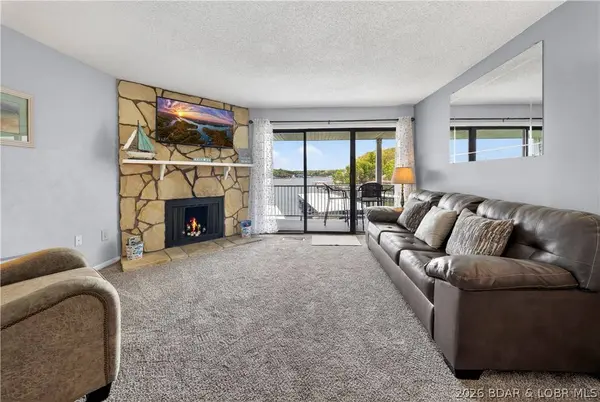 5112 Osage Beach Pkwy #111 & 112, Osage Beach, MO 65065