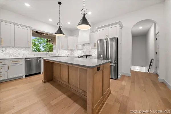 167 Turnbridge LN, Sunrise Beach, MO 65079