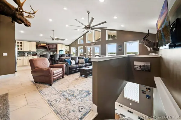32341 Island View RD, Gravois Mills, MO 65037