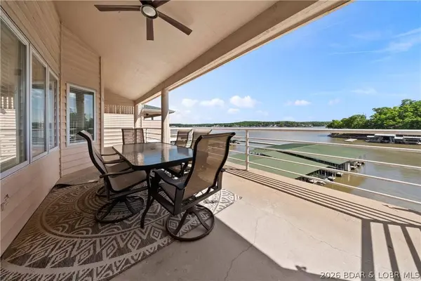250 Emerald Bay DR #3C, Lake Ozark, MO 65049