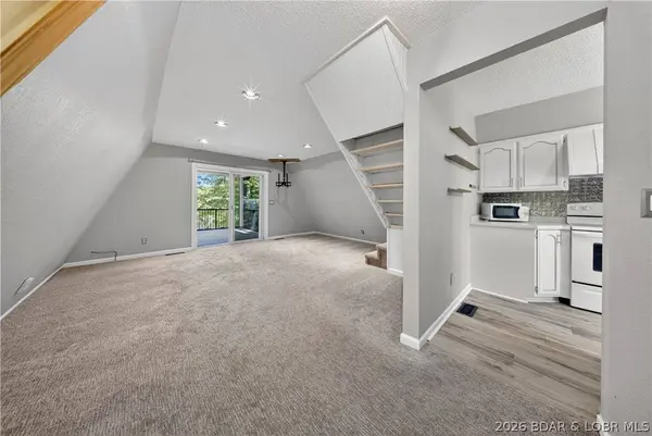33 Cove RD, Rocky Mount, MO 65072
