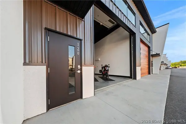100 Blue Heron HL #120, Lake Ozark, MO 65049