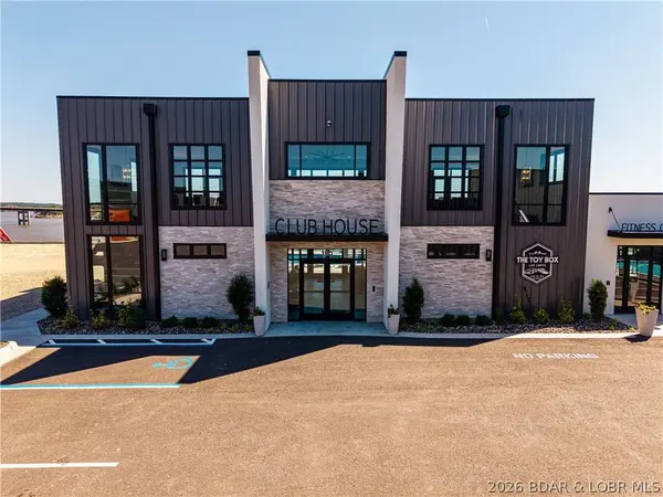 100 Blue Heron HL #120, Lake Ozark, MO 65049