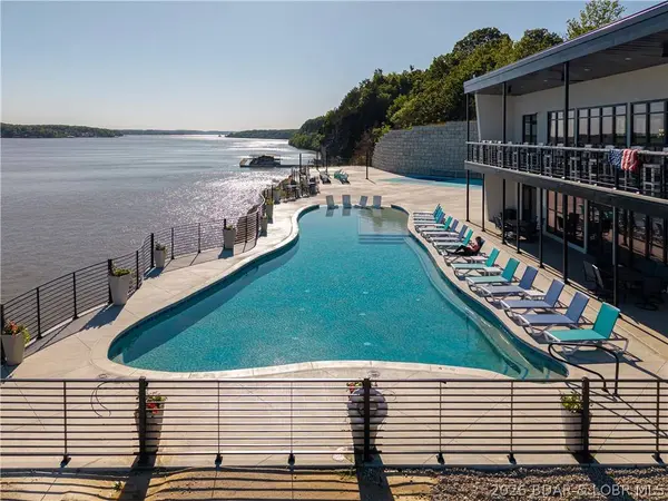 100 Blue Heron HL #120, Lake Ozark, MO 65049