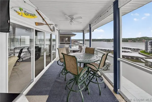 151 Upper Monarch Cove DR #6D, Lake Ozark, MO 65049