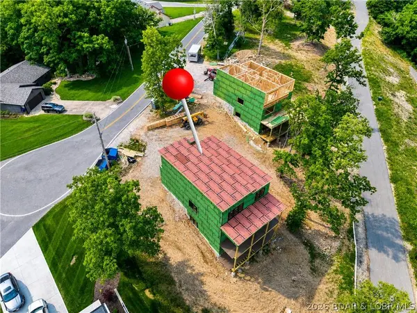 19 Forest Lake CIR, Lake Ozark, MO 65049