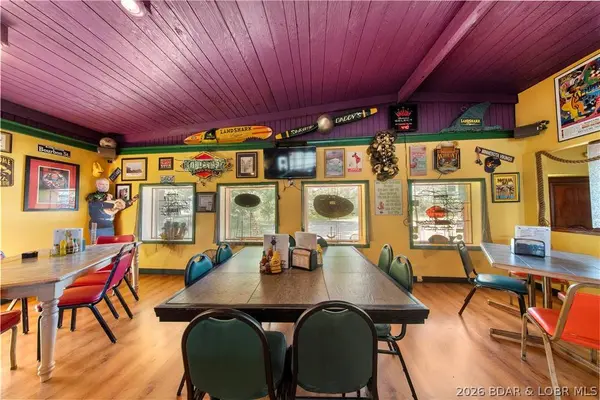 16218 N State Highway 5, Sunrise Beach, MO 65079