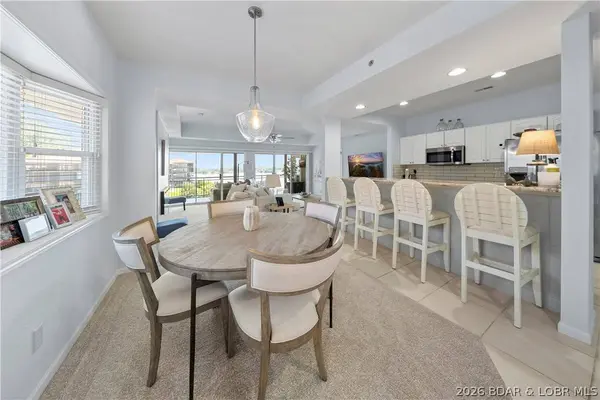372 W Palisades DR #4A, Lake Ozark, MO 65049