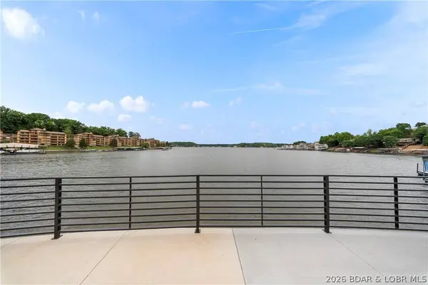 439 Redbud LN, Lake Ozark, MO 65049