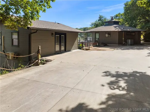 4396 Lower Prairie Hollow RD, Roach, MO 65787