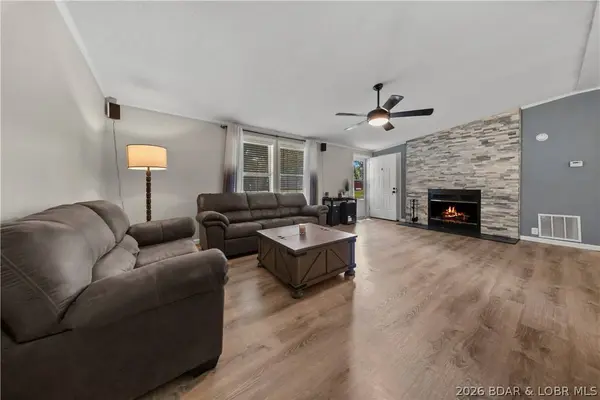 4571 Deer Run DR, Osage Beach, MO 65065