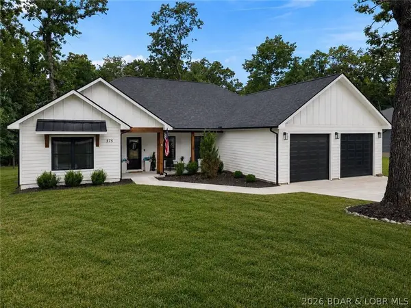 575 Grand Point BLVD