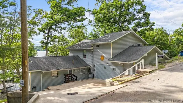 2195 Valley RD, Osage Beach, MO 65065