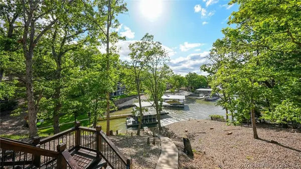 2195 Valley RD, Osage Beach, MO 65065