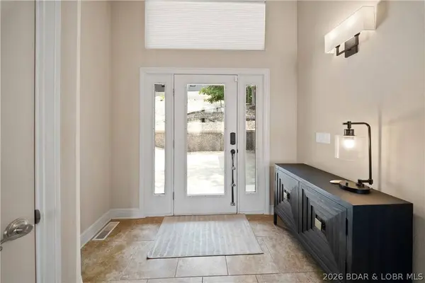 47 Haven DR, Sunrise Beach, MO 65079
