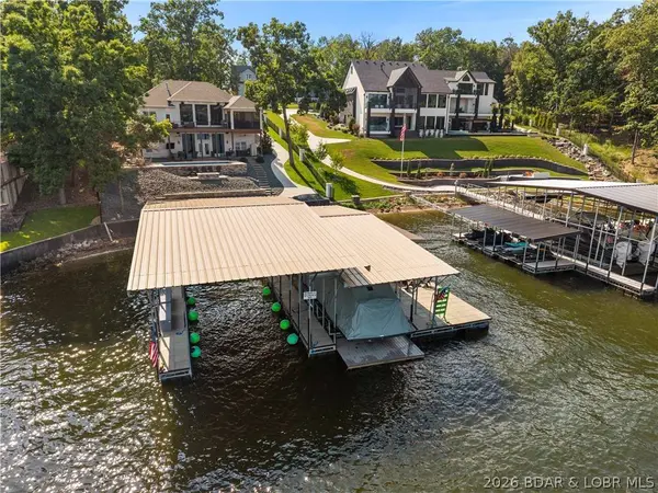 851 Via Appia DR