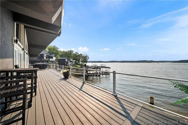 2533 Bittersweet RD, Lake Ozark, MO 65049