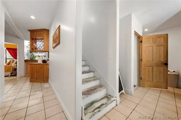 960 Spring Cove RD, Sunrise Beach, MO 65079
