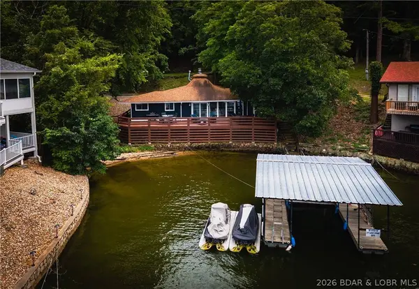 217 Lucky Strike DR, Sunrise Beach, MO 65079