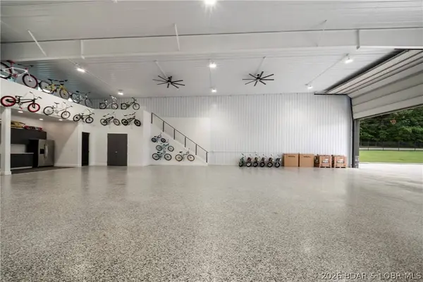 255 Shawnee Bend RD #210-220, Sunrise Beach, MO 65079