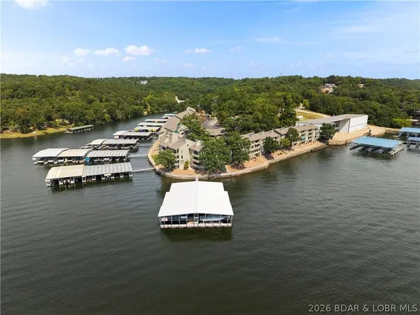 6570 Pelican DR #211, Osage Beach, MO 65065