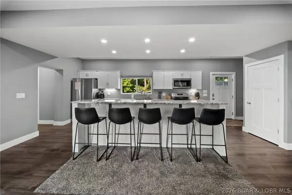 45 Honeysuckle RD, Lake Ozark, MO 65049