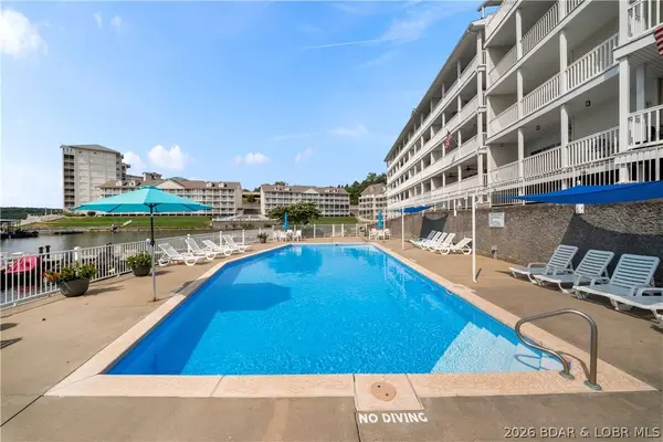 4800 Eagleview DR #312, Osage Beach, MO 65065