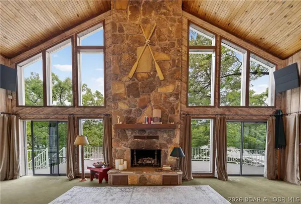 5704 Parkview CT, Osage Beach, MO 65065