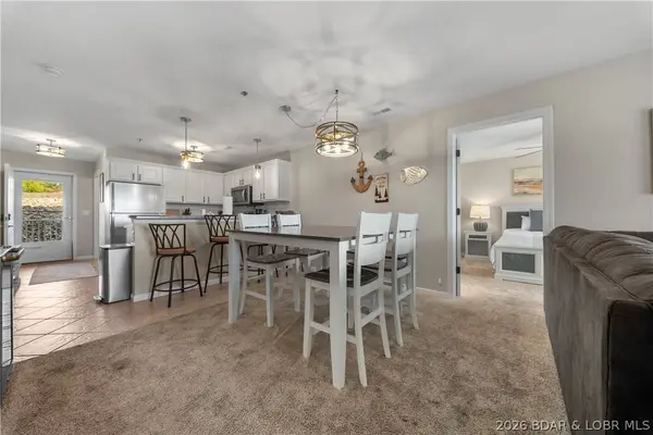 305 Highland Shores DR #3A, Lake Ozark, MO 65049