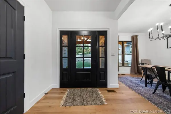 1605 Mockingbird LN, Osage Beach, MO 65065