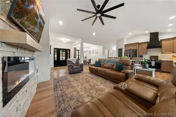 1605 Mockingbird LN, Osage Beach, MO 65065