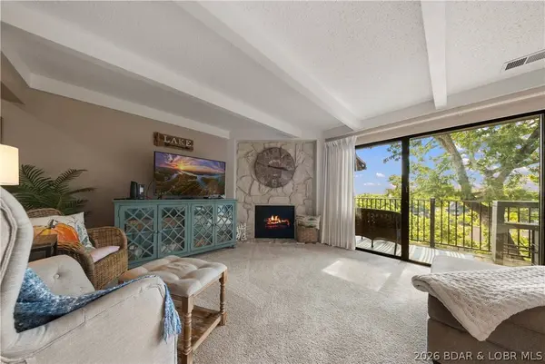 113 Water's Edge CT #3B, Four Seasons, MO 65049