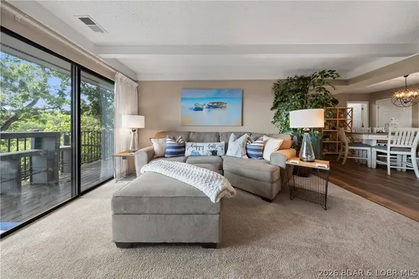 113 Water's Edge CT #3B, Four Seasons, MO 65049