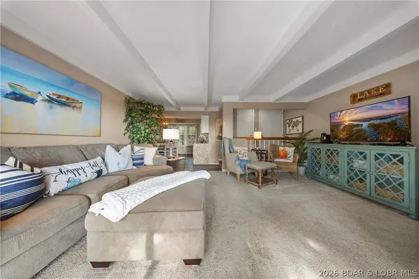 113 Water's Edge CT #3B, Four Seasons, MO 65049
