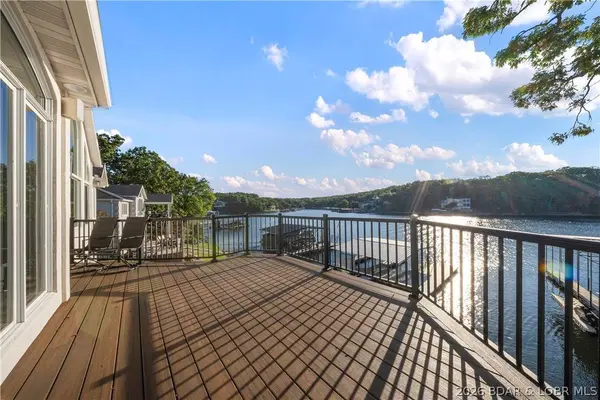 825 Grand View DR, Sunrise Beach, MO 65079