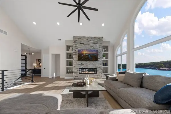825 Grand View DR, Sunrise Beach, MO 65079