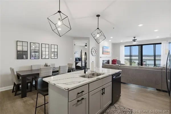1065 Topsider LN #403, Osage Beach, MO 65065