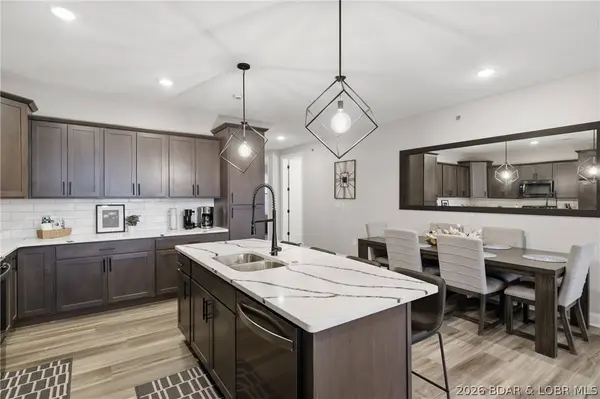 1065 Topsider LN #204, Osage Beach, MO 65065