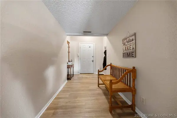 91 Southwood Shores PL #4B, Lake Ozark, MO 65049