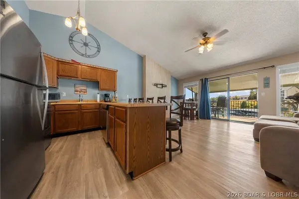 91 Southwood Shores PL #4B, Lake Ozark, MO 65049