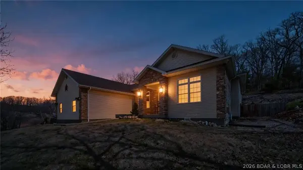 47 Mockingbird RD, Lake Ozark, MO 65049