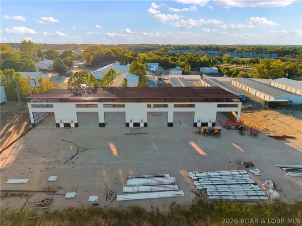 5655 Osage Beach Pkwy #E, Osage Beach, MO 65065