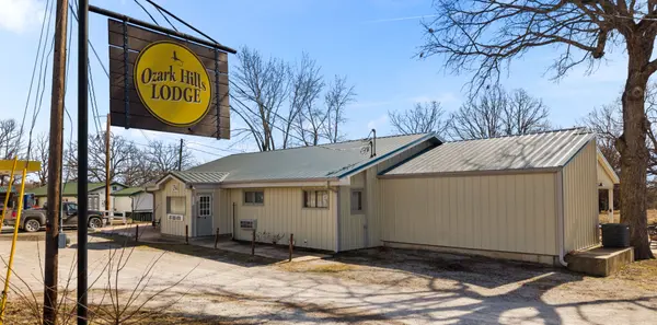Ozark Hills Lodge: Bennett Spring Lodging, Investment Opportunity, and Ozarks Getaway Near Lebanon, MO