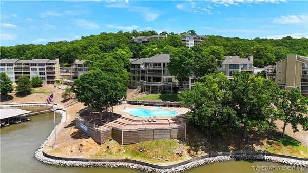 2500 Bay Point LN #543, Osage Beach, MO 65065