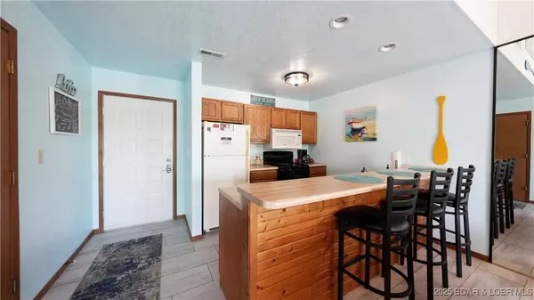 2500 Bay Point LN #543, Osage Beach, MO 65065