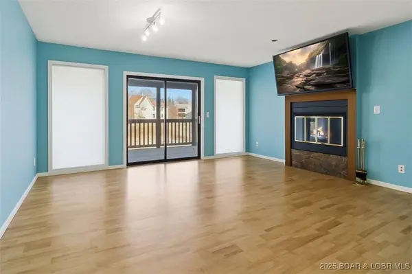 150 Southwood Shores DR #43-2D, Lake Ozark, MO 65049