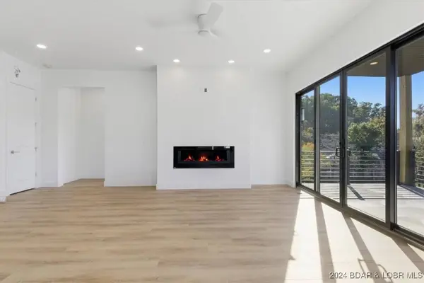 6 Forest Lake CIR, Lake Ozark, MO 65049