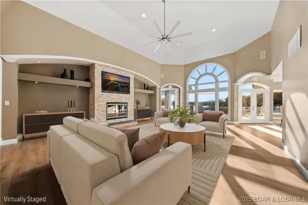 489 Forestridge LN, Sunrise Beach, MO 65079