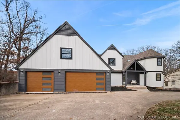 1729 Chimney PT, Sunrise Beach, MO 65079