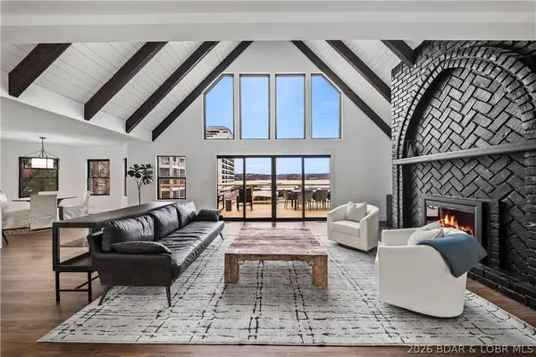 1729 Chimney PT, Sunrise Beach, MO 65079